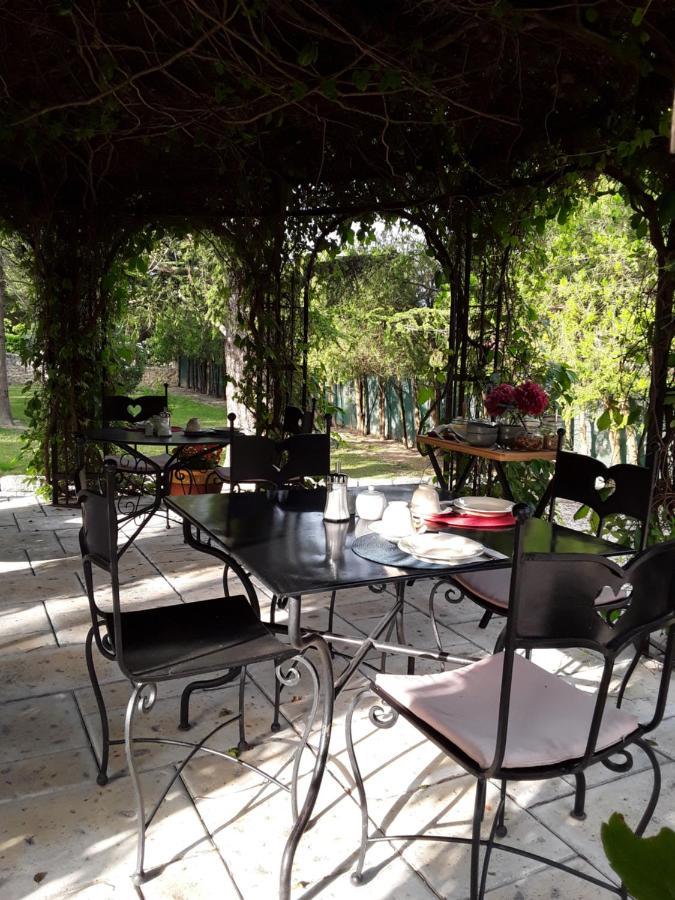 Bed and Breakfast Mas De L'Ile Awinion Zewnętrze zdjęcie