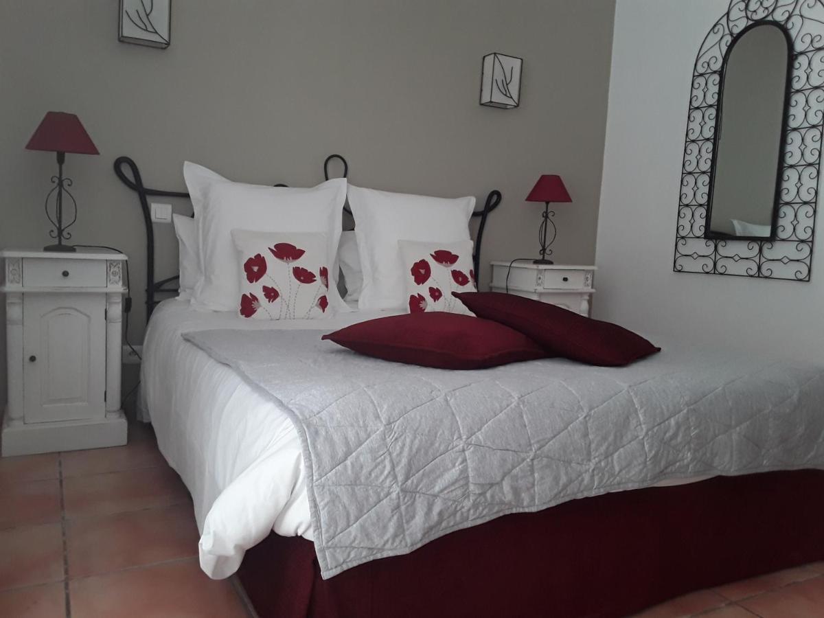 Bed and Breakfast Mas De L'Ile Awinion Zewnętrze zdjęcie